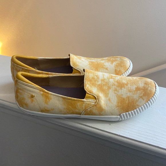 Dr. Scholls Jot it down Yellow Tie Dye Flat Slip On Sneaker 11 NEW - Picture 2 of 5